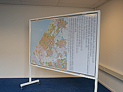 Whiteboard met verrijdbare standaard Whiteboard met verrijdbare standaard